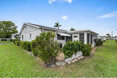 5972 Hibiscus Drive #207, Bradenton, FL 34207 - Photo 29