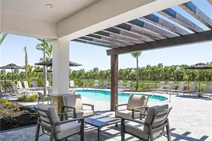 10605 Orbit Ter, Sarasota, FL 34241 - Photo 29