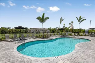10605 Orbit Ter, Sarasota, FL 34241 - Photo 23