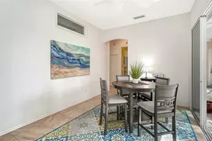 533 Fallbrook Dr, Venice, FL 34292 - Photo 17