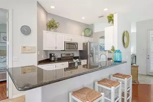 533 Fallbrook Dr, Venice, FL 34292 - Photo 11