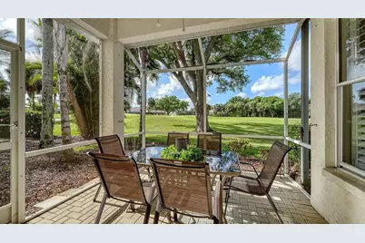 533 Fallbrook Drive, Venice, FL 34292 - Photo 9