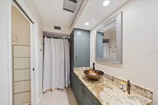 3246 Maiden Ln, Sarasota, FL 34231 - Photo 19