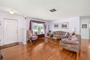 2005 39th St W, Bradenton, FL 34205 - Photo 5