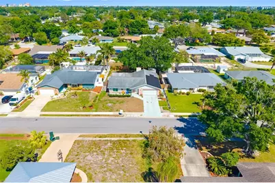 2005 39th Street W, Bradenton, FL 34205 - Photo 35