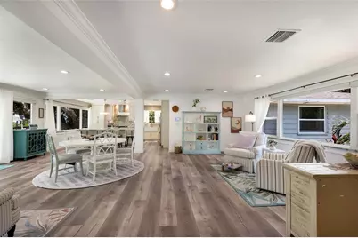 103 51st Street, Holmes Beach, FL 34217 - Photo 9