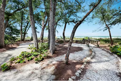 103 51st Street, Holmes Beach, FL 34217 - Photo 37