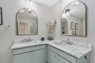 3862 Wilshire Cir W, Sarasota, FL 34238 - Photo 21