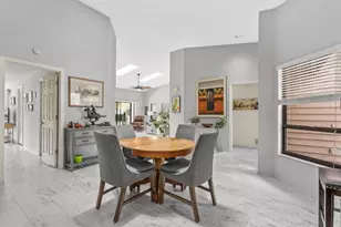 3862 Wilshire Cir W, Sarasota, FL 34238 - Photo 9