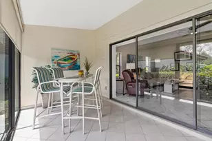 3862 Wilshire Cir W, Sarasota, FL 34238 - Photo 31