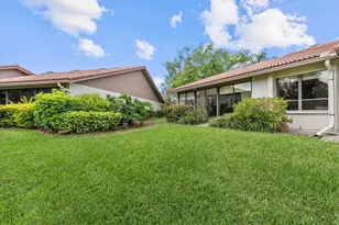 3862 Wilshire Cir W, Sarasota, FL 34238 - Photo 33