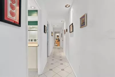 4891 Peregrine Point E, Sarasota, FL 34231 - Photo 45