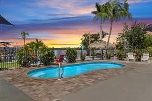 12200 Shoreview Dr, Cape Coral, FL 33993 - Photo 27