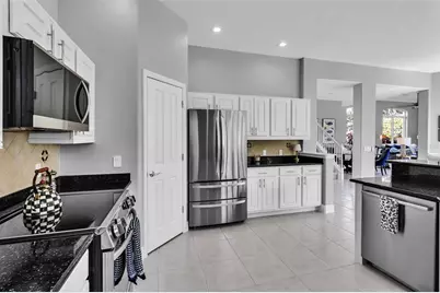 1915 Harbour Links Circle #6, Longboat Key, FL 34228 - Photo 9