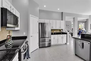 1915 Harbour Links Cir, Longboat Key, FL 34228 - Photo 9