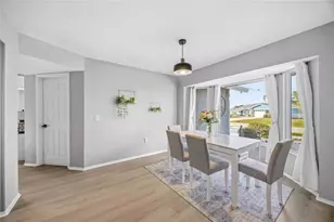 36 Bunker Cir, Rotonda West, FL 33947 - Photo 9