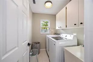 36 Bunker Cir, Rotonda West, FL 33947 - Photo 17