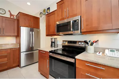 111 Auburn Woods Circle, Venice, FL 34292 - Photo 13