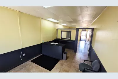 835 8th Avenue W, Palmetto, FL 34221 - Photo 3