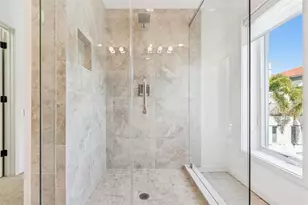 1685 Laurel St, Sarasota, FL 34236 - Photo 19