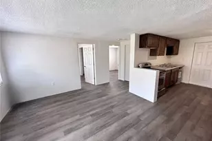 116 12th St W, Palmetto, FL 34221 - Photo 7