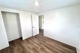 116 12th St W, Palmetto, FL 34221 - Photo 9