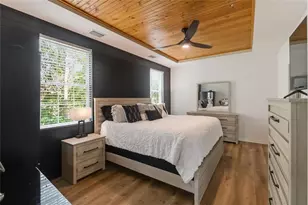 8342 Enclave Way, Sarasota, FL 34243 - Photo 19