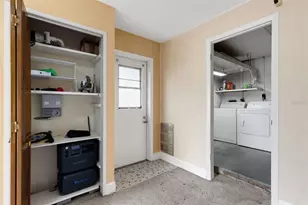 2767 17th St, Sarasota, FL 34234 - Photo 17