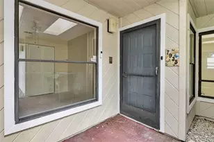 7935 Woodpointe Ct, Sarasota, FL 34238 - Photo 5