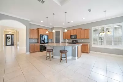 1137 Stoney Creek Boulevard, Lakeland, FL 33811 - Photo 9