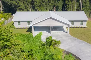 2311 54th Ave Dr W, Bradenton, FL 34207 - Photo 1