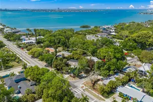 3424 Old Oak Dr, Sarasota, FL 34239 - Photo 1