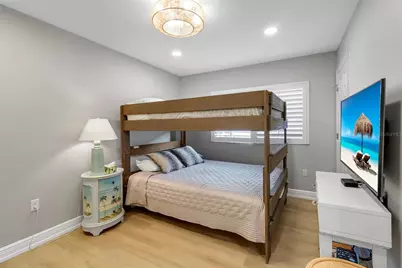 2341 Harbour Oaks Drive, Longboat Key, FL 34228 - Photo 25