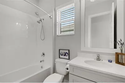 8145 Grande Shores Drive, Sarasota, FL 34240 - Photo 35