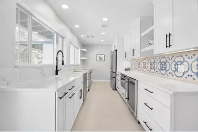 608 Gardenia Drive, Venice, FL 34285 - Photo 5