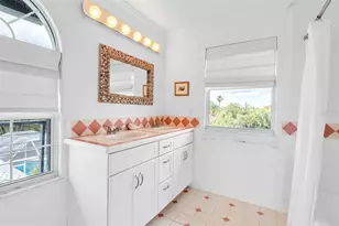 608 Gardenia Dr, Venice, FL 34285 - Photo 43