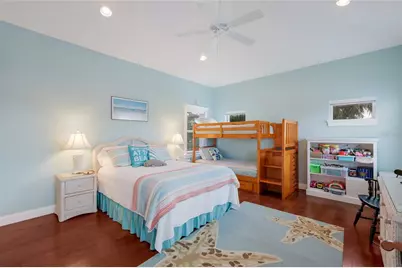 5701 Carissa Street, Holmes Beach, FL 34217 - Photo 43