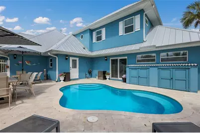 5701 Carissa Street, Holmes Beach, FL 34217 - Photo 49