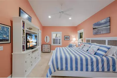 5701 Carissa Street, Holmes Beach, FL 34217 - Photo 31