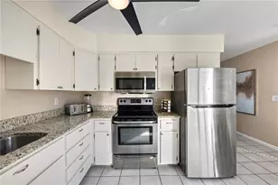 312 Canal Rd, Sarasota, FL 34242 - Photo 43