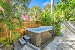 312 Canal Rd, Sarasota, FL 34242 - Photo 37