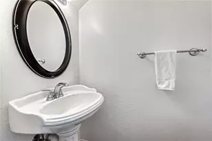 312 Canal Rd, Sarasota, FL 34242 - Photo 31