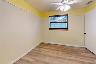 3202 21st Ave W, Bradenton, FL 34205 - Photo 9