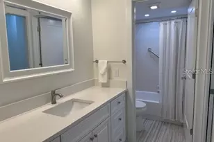 6120 Country Club Way, Sarasota, FL 34243 - Photo 15