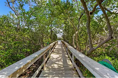 3240 Gulf Of Mexico Drive #B104, Longboat Key, FL 34228 - Photo 51