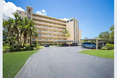 3640 Ironwood Circle #406N, Bradenton, FL 34209 - Photo 1