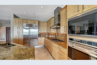 650 Golden Gate Point #602, Sarasota, FL 34236 - Photo 19