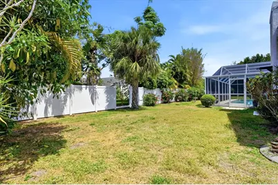 3508 Avenida Madera, Bradenton, FL 34210 - Photo 51