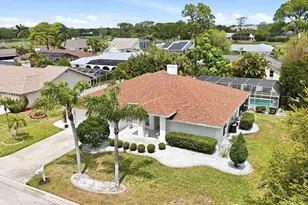 3508 Avenida Madera, Bradenton, FL 34210 - Photo 9