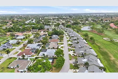 3508 Avenida Madera, Bradenton, FL 34210 - Photo 7